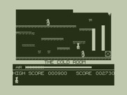 Manic Miner for Dragon 32/64 - Jumping over a penguin...