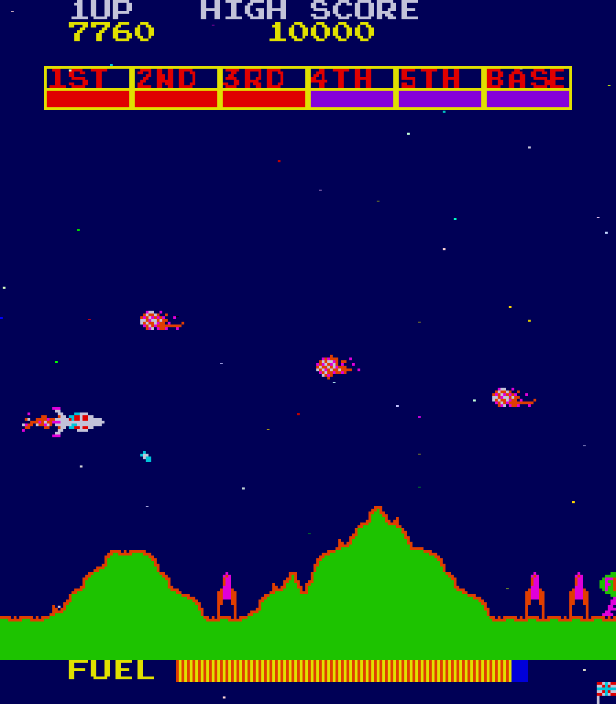 Scramble Arcade Screenshot: More fireballs and missiles appear...