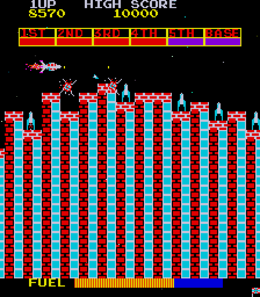 Scramble Arcade Screenshot: Bombing enemy missiles.