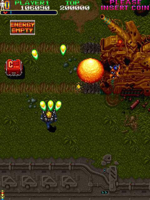Out Zone Arcade Screenshot: My energy is empty, I'm in trouble!