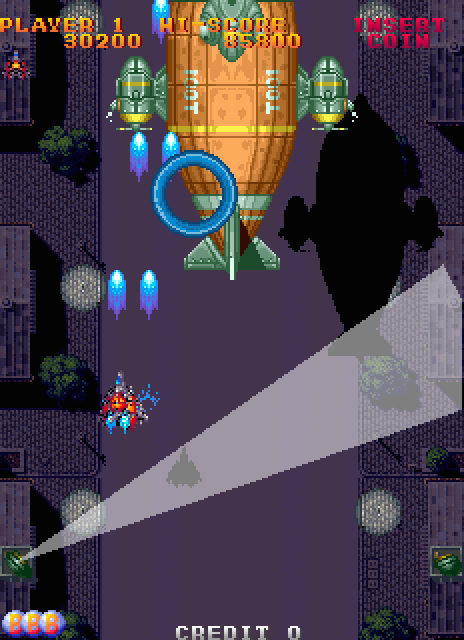 Gekirindan Arcade Screenshot: It's night, and the searchlights are looking for me...