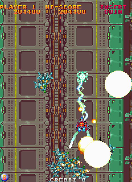 Gekirindan Arcade Screenshot: Under attack from all directions!