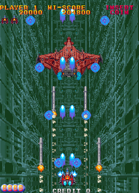 Gekirindan Arcade Screenshot: The red ship, previously in the distance, begins to pull forward and begin an attack.