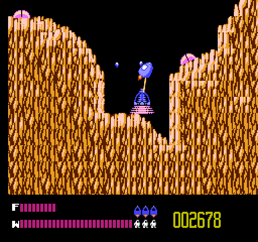 Solar Jetman: Hunt for the Golden Warpship NES / Famicom Screenshot: This part is heavy making retrieval difficult!