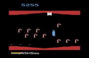 Plaque Attack for Atari 2600 - Only one tooth left...defend it from the attacking candy canes.