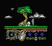 Hundra for MSX - Avoid the flying creatures.