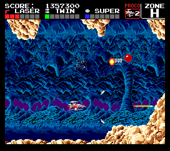 Darius+ TurboGrafx-16 / PC Engine Screenshot: Pick up the red sphere to increase firepower.