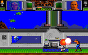 Hammerfist for Amiga - Punching an opponent.