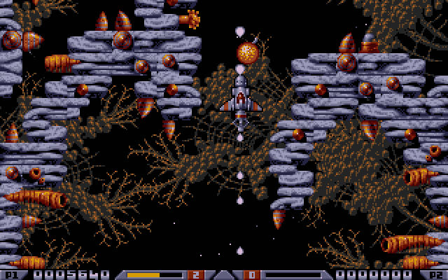 Xenon 2: Megablast Sharp X68000 Screenshot: It's an ambush in a narrow passage!