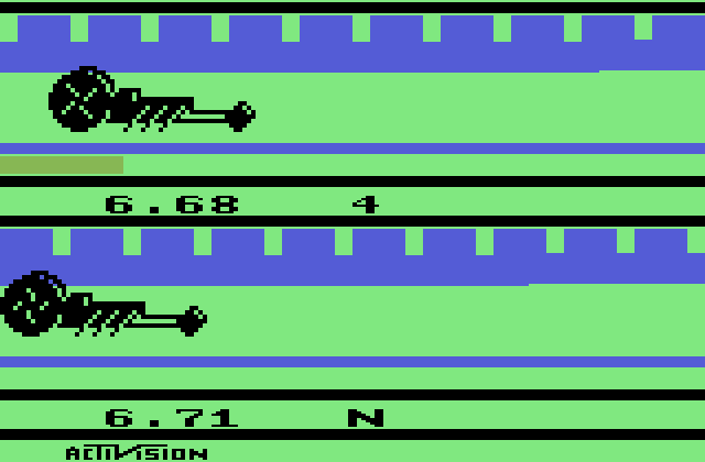 Dragster Atari 2600 Screenshot: A race begins!