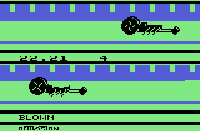 Dragster Atari 2600 Screenshot: The bottom player blows an engine!