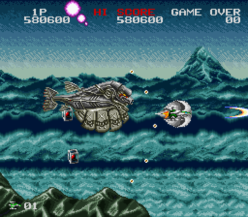 Darius Twin Super NES Screenshot: Beware of attacks from behind!