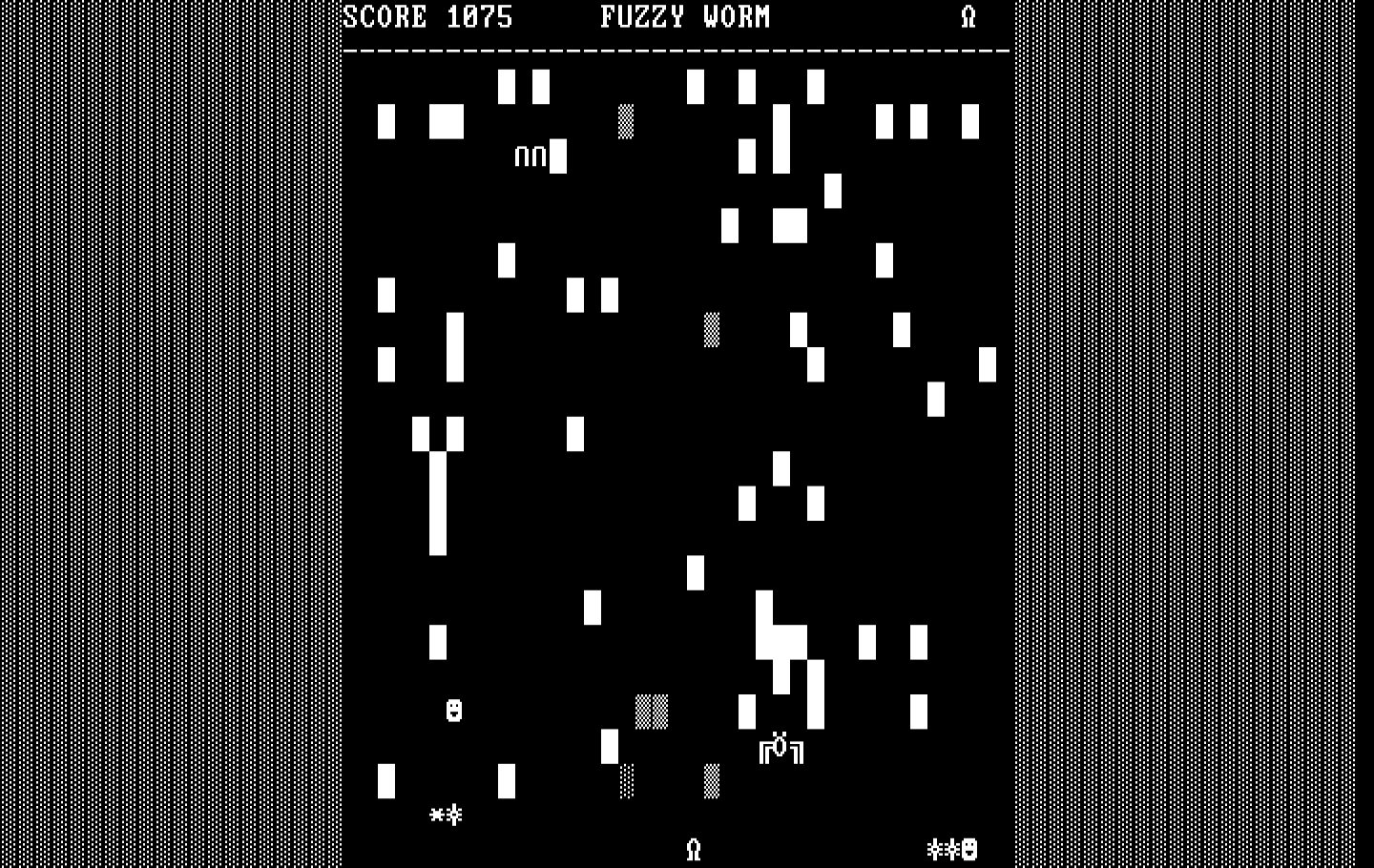 Fuzzy Worm IBM PC/Compatibles Screenshot: With more difficult levels the scorpion will poison mushrooms...