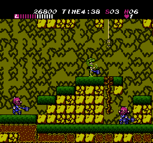 Athena NES / Famicom Screenshot: Yikes, it's a spider!