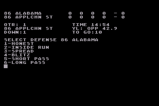 3 in 1 College & Pro Football Atari 8-bit Screenshot: Select defense.