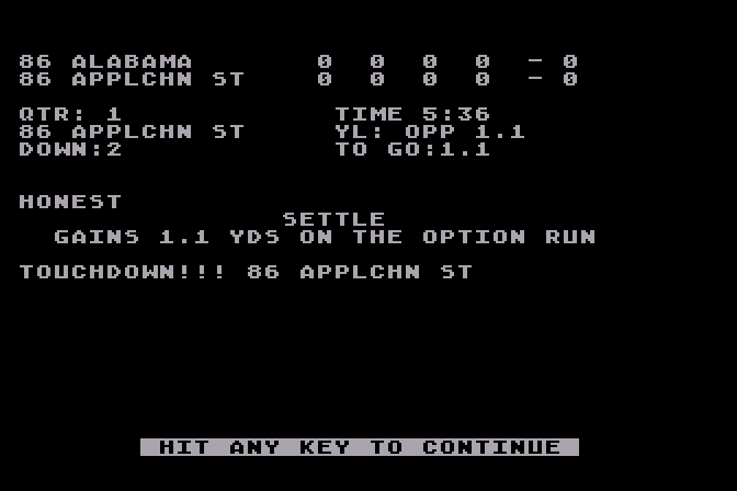 3 in 1 College & Pro Football Atari 8-bit Screenshot: Touchdown!