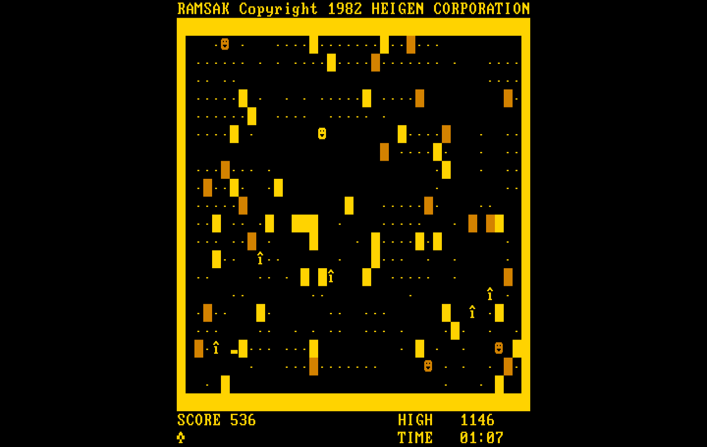 Ramsak IBM PC/Compatibles Screenshot: Collecting up some points!