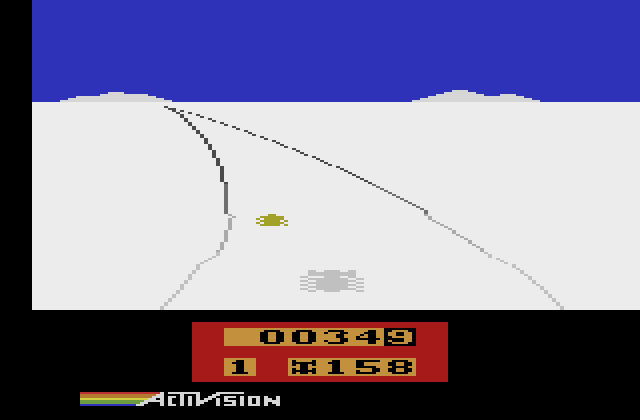 Enduro Atari 2600 Screenshot: Don't skid off the side of the road!
