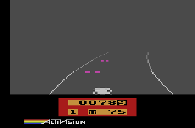 Enduro Atari 2600 Screenshot: You have less time to react in the fog.