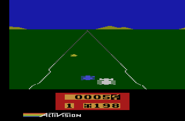 Enduro Atari 2600 Screenshot: Don't crash into other cars!