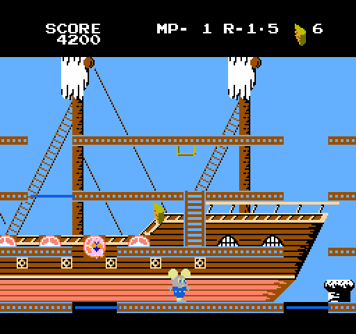 Mappy-Land NES / Famicom Screenshot: Looking for 6 pieces of cheese...