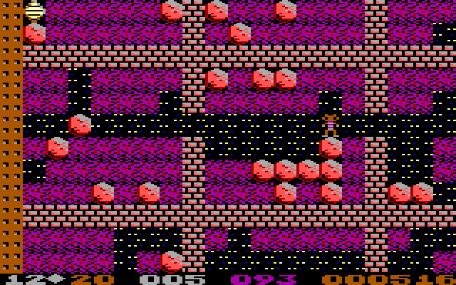 Boulder Dash IBM PC/Compatibles Screenshot: Occasionally the empty spaces become static filled to confuse you. 