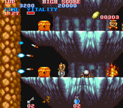 Black Tiger for Arcade - A treasure chest! Open it for a bonus...