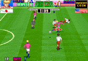 Hat Trick Hero '93: Campeon De Futbol for Arcade - Kicking the ball.