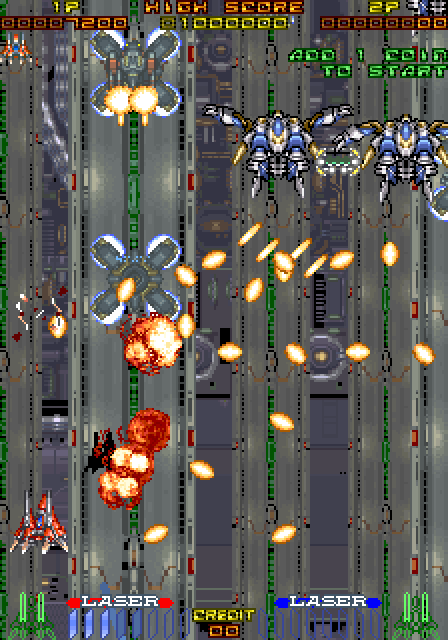 RayForce Arcade Screenshot: This attack pattern is tricky!