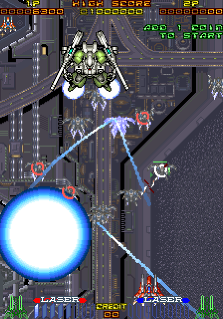 RayForce Arcade Screenshot: An all-out laser attack!