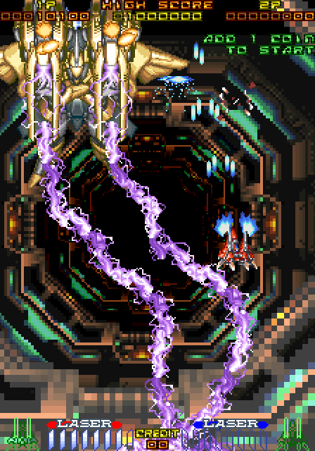 RayForce Arcade Screenshot: The next end-of-level boss; avoid that zig-zag laser!