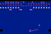 Circus Atari for Atari 2600 - In this game variation there are some moving obstacles just below the balloons.