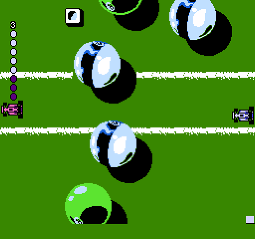 Micro Machines NES / Famicom Screenshot: Don't crash into the pool balls!