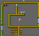 Gauntlet for NES / Famicom - Save keys to open doors!