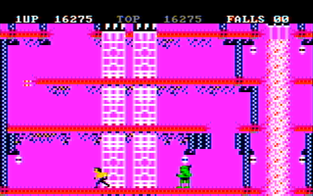 Bruce Lee IBM PC/Compatibles Screenshot: Running from a green opponent...
