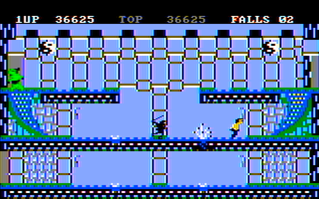 Bruce Lee IBM PC/Compatibles Screenshot: Avoid traps as you run up and down stairs and on the platforms...