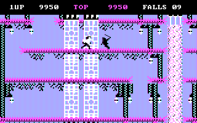 Bruce Lee IBM PC/Compatibles Screenshot: Attacking the black ninja...