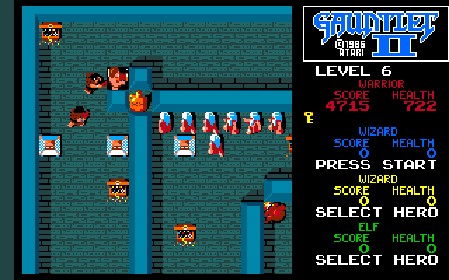Gauntlet II Amiga Screenshot: There's a jar of cider, but it's trapped inside the walls!