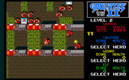 Gauntlet II for Amiga - Those barriers drain energy when they're flashing.