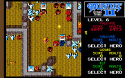 Gauntlet II for Amiga - Various enemies attack from all corners...