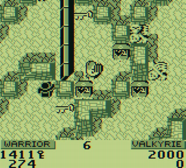 Gauntlet II Game Boy Screenshot: The mazes become more complicated...