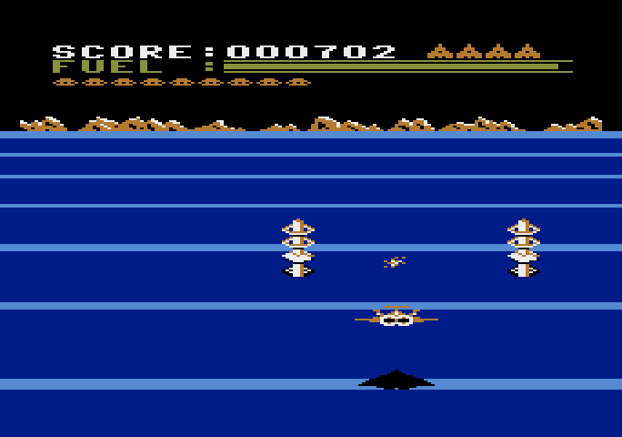Buck Rogers: Planet of Zoom Atari 5200 Screenshot: Game start; fly through these pilars...