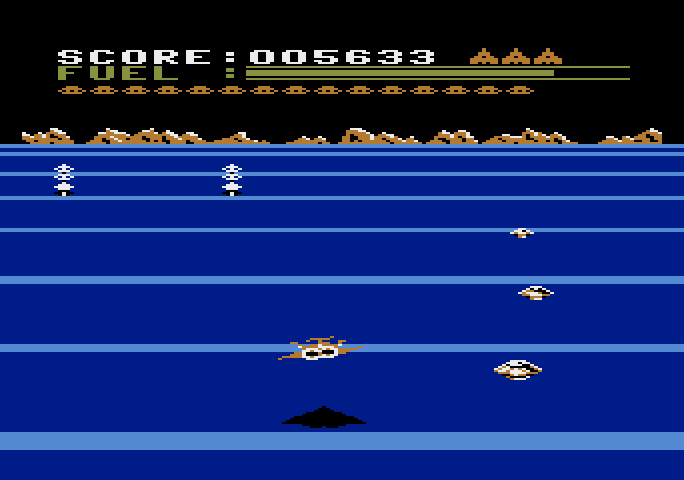 Buck Rogers: Planet of Zoom Atari 5200 Screenshot: Avoid the incoming flying saucers...