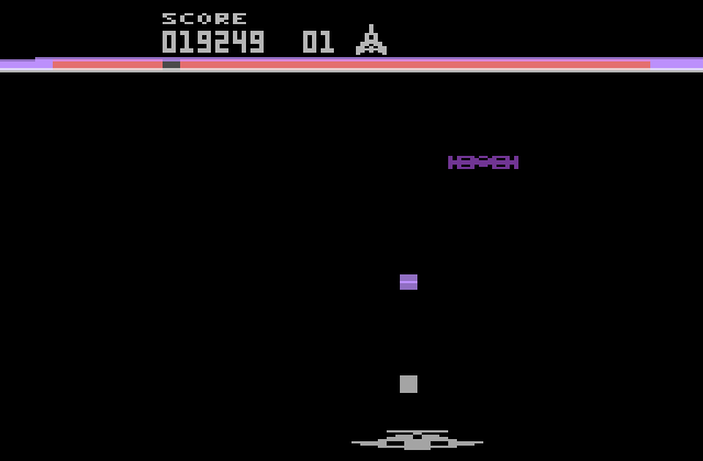 Buck Rogers: Planet of Zoom Atari 2600 Screenshot: Here comes the first end of level boss...