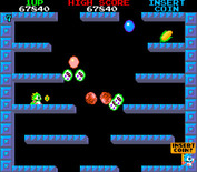 Bubble Bobble for Arcade - Additional obstacles appear as the game progresses.