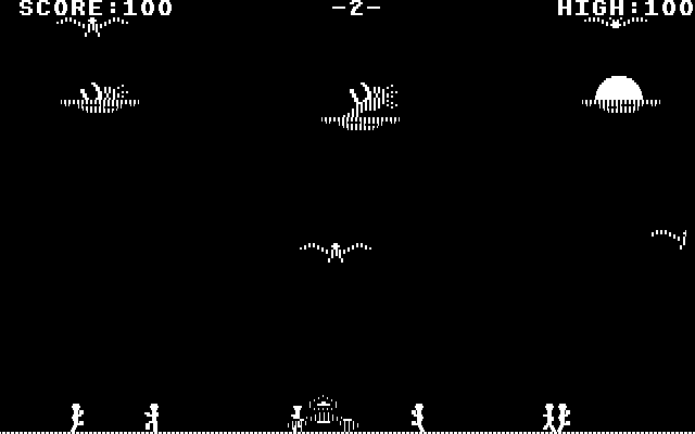 Buzzard Bait IBM PC/Compatibles Screenshot: Here come attacking buzzards...