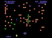 Centipede for ColecoVision - The centipede plumets towards the bottom of the screen...