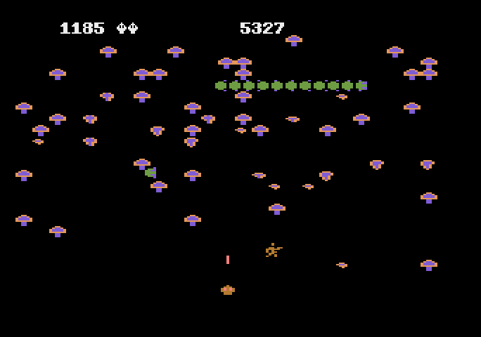 Centipede Atari 5200 Screenshot: When there aren't many mushrooms left, fleas fall and create some more...