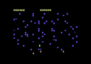Centipede for Commodore 64 - Only a few parts of the centipede left...