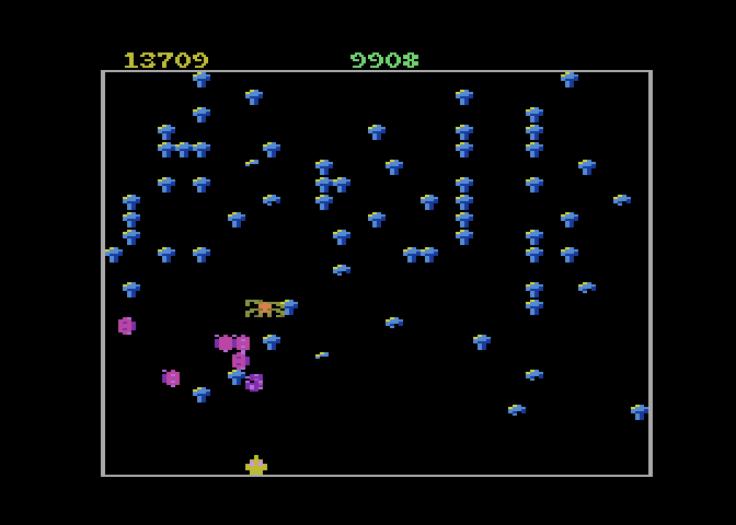 Centipede Atari 7800 Screenshot: Shoot the spider for bonus points...
